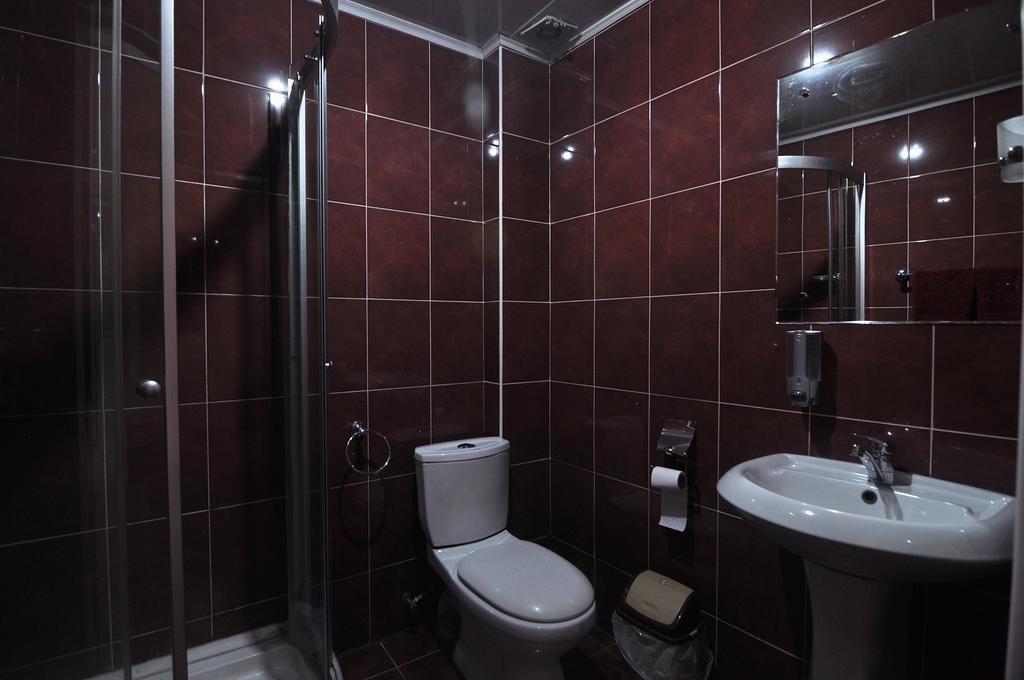טביליסי Sun Rise Hotel חדר תמונה