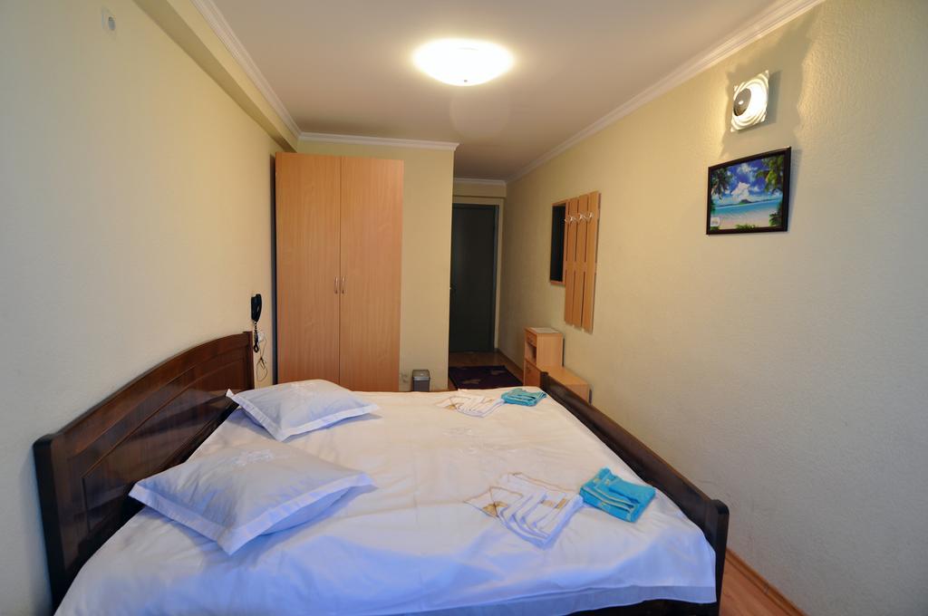 טביליסי Sun Rise Hotel מראה חיצוני תמונה